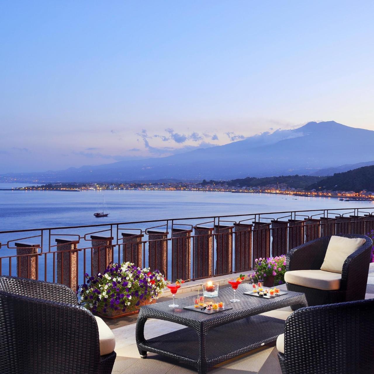 Una Hotels Capotaormina Exterior photo